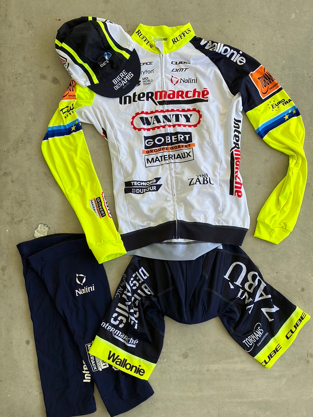 Intermarche | Nalini Bundle - Long Sleeve Thermal Jersey, Bibs, Knee Warmers & Cap | M | Pro-Issued Team Kit