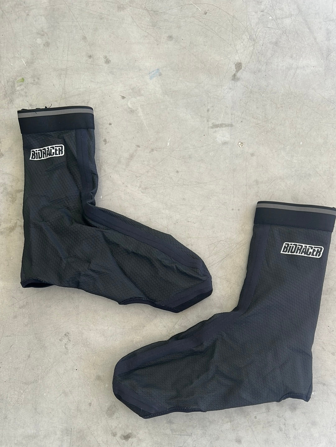 Uno-X | Bioracer Rain Overshoes / Shoe Covers | Black | Pro-Issued Team Kit