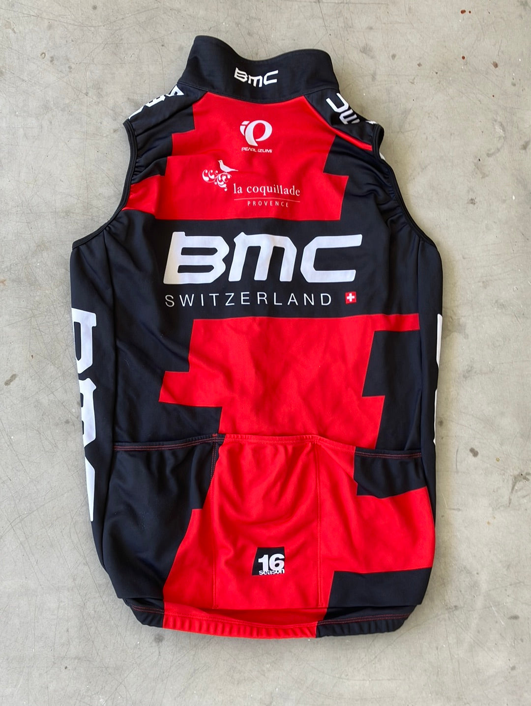 Thermal Vest Gilet Rear Pockets Winter | Assos | BMC Tag Heuer | Pro Cycling Kit