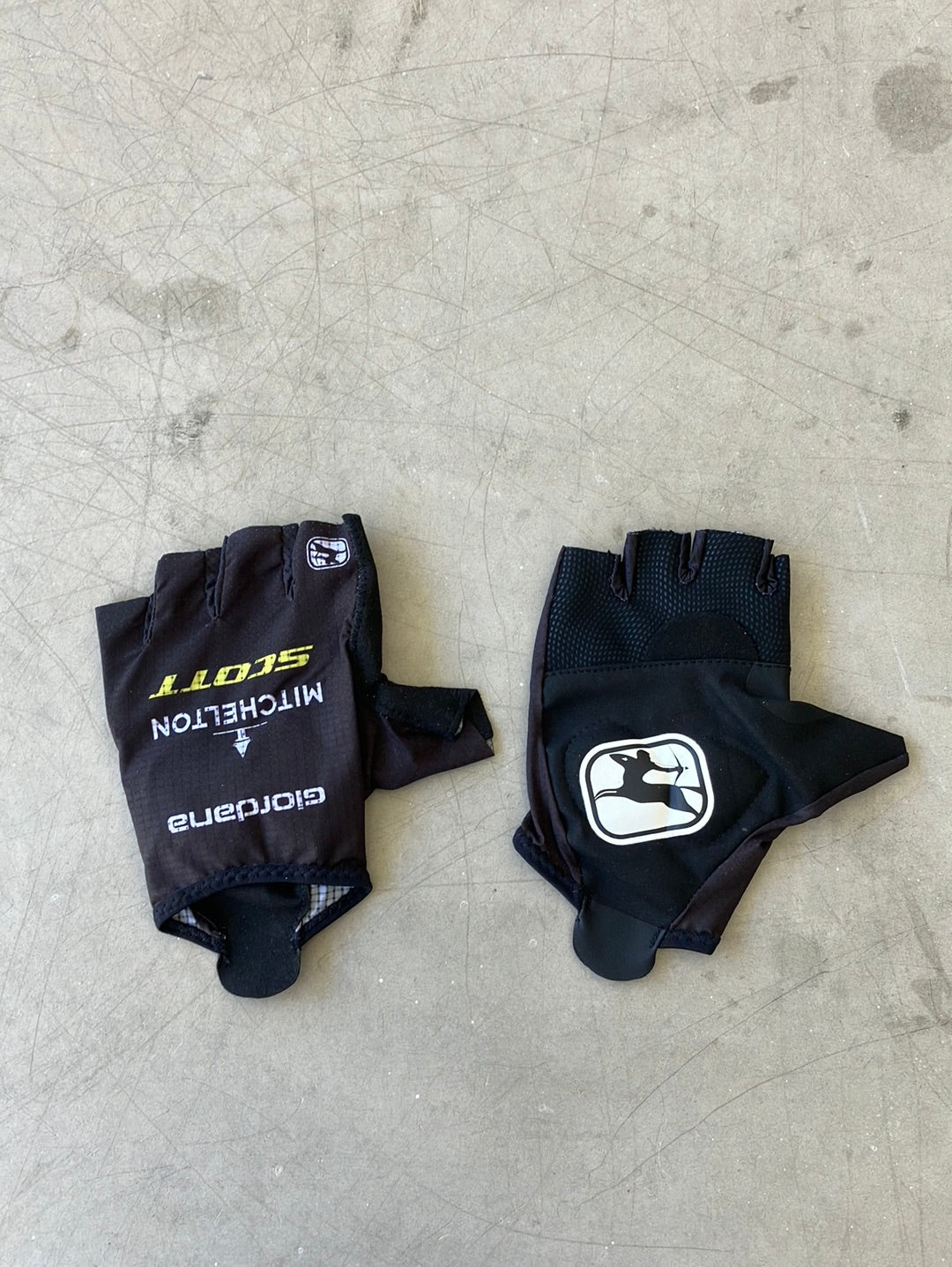 Padded Mitt Glove Team Colours Short Finger  | Giordana | Mitchelton Scott | Pro Cycling Kit