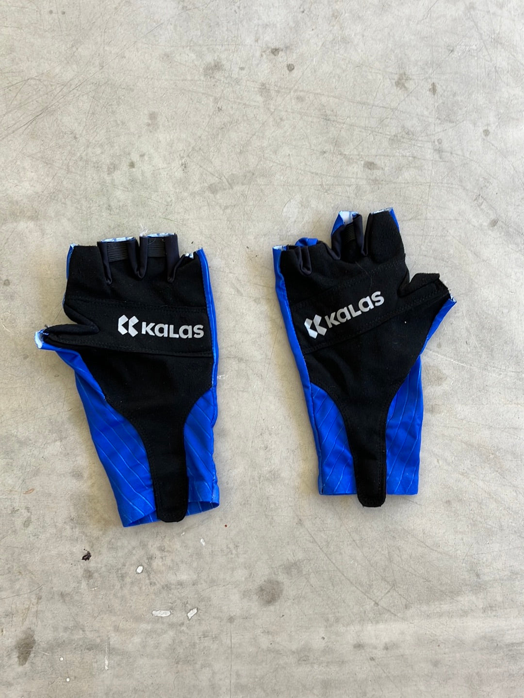 Gloves -  Cycling Short Finger Mitts | Kalas | Alpecin Deceuninck | Pro Cycling Kit