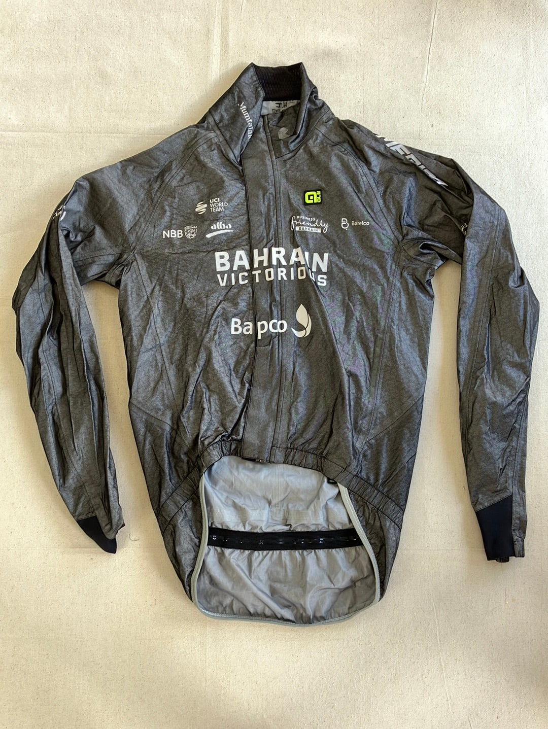 Rain Jacket | Ale | Team Bahrain Victorious | Pro Cycling Kit