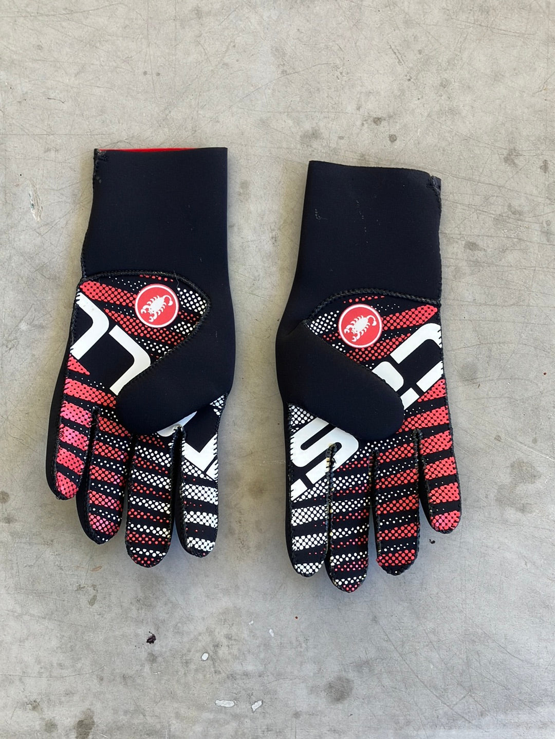 Soudal / Deceuninck Quick-Step | Castelli Neoprene Gloves | Black | Pro-Issued Team Kit