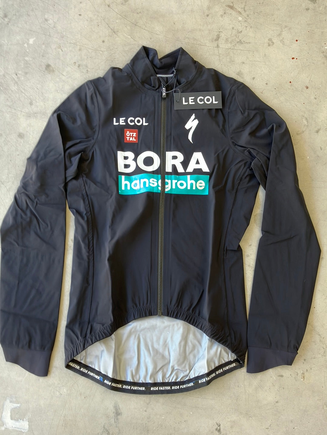 Pro Rain Jacket Winter Long Sleeve | Le Col | Bora Hansgrohe | Pro-Issued Cycling Kit