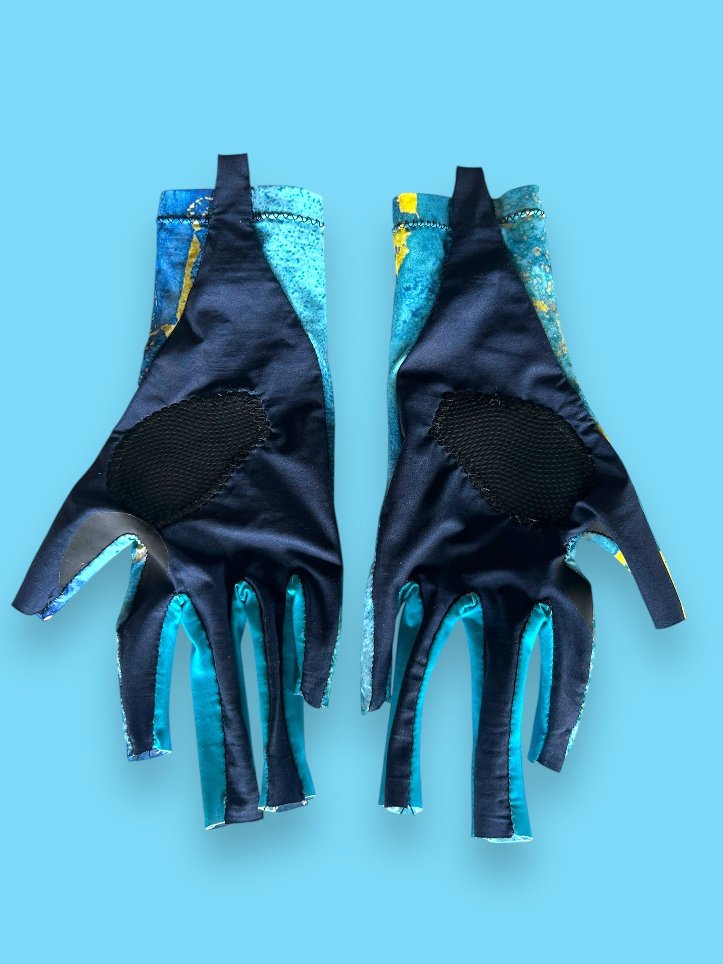 Chrono Pro Aero Gloves - Tour de France Edition | Giordana | Astana | Pro Team Cycling Kit