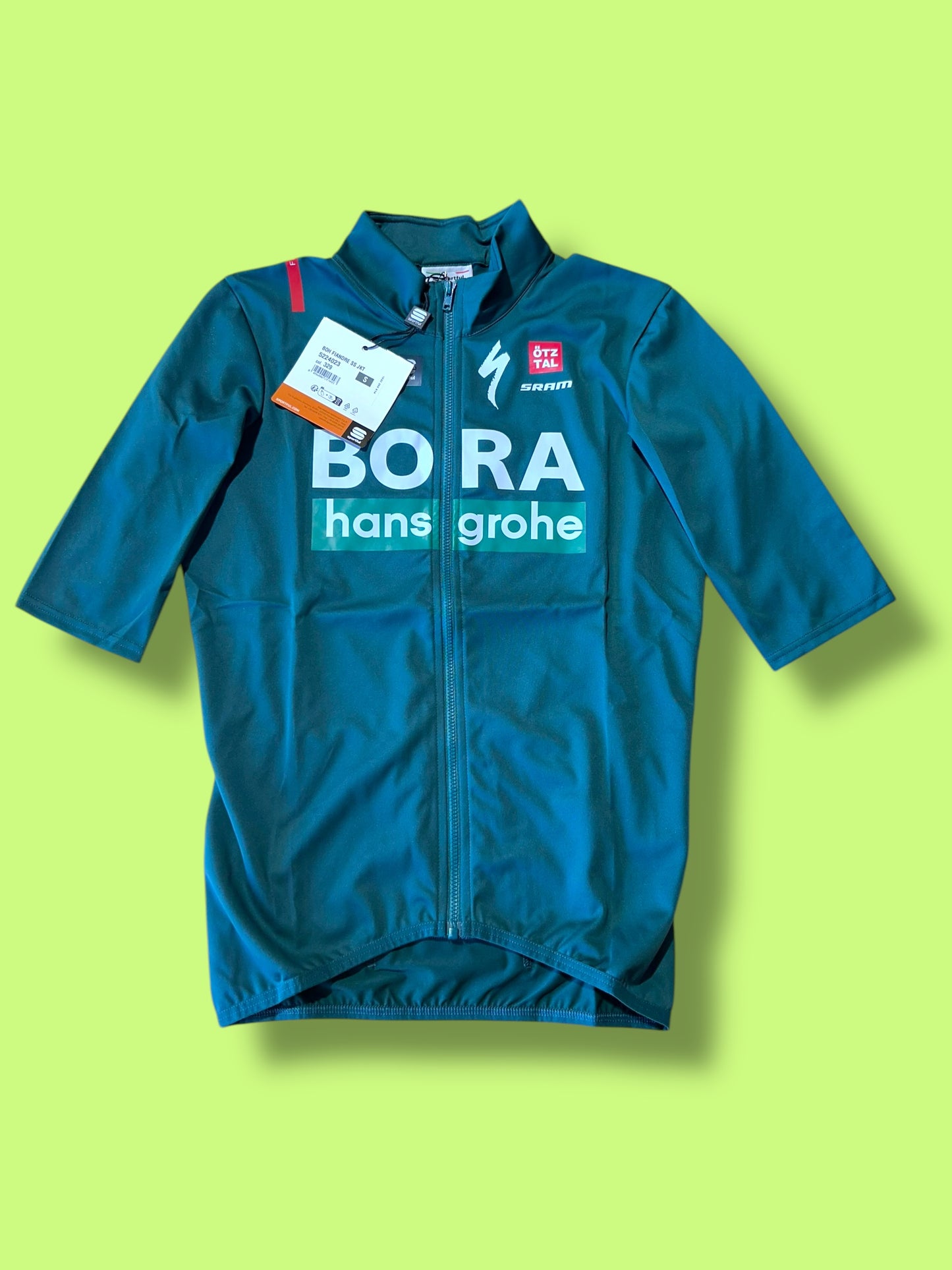 Fiandre  Light Rain Jacket  Team Issued| Sportful | Bora Hansgrohe| Pro Cycling Kit