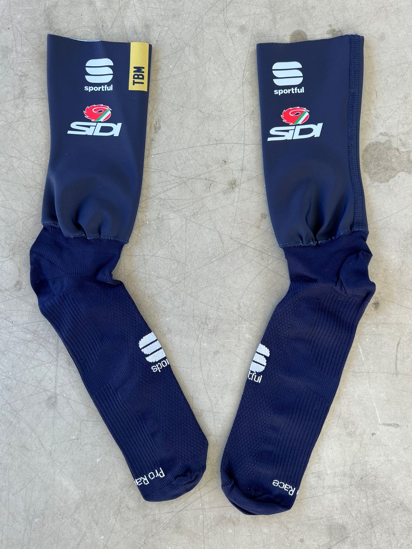 Bahrain | Sportful Aero Race Socks | Navy | Rider-Issued Pro Team Kit