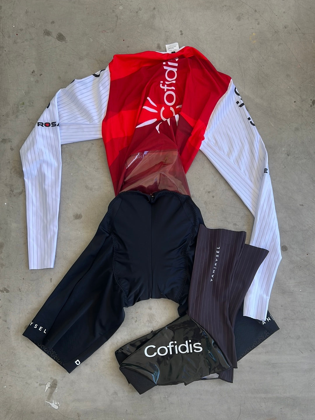 TT Bundle - TT Suit Long Sleeve & TT Shoe Covers | Van Rysel | Cofidis | Pro-Issued Cycling Kit