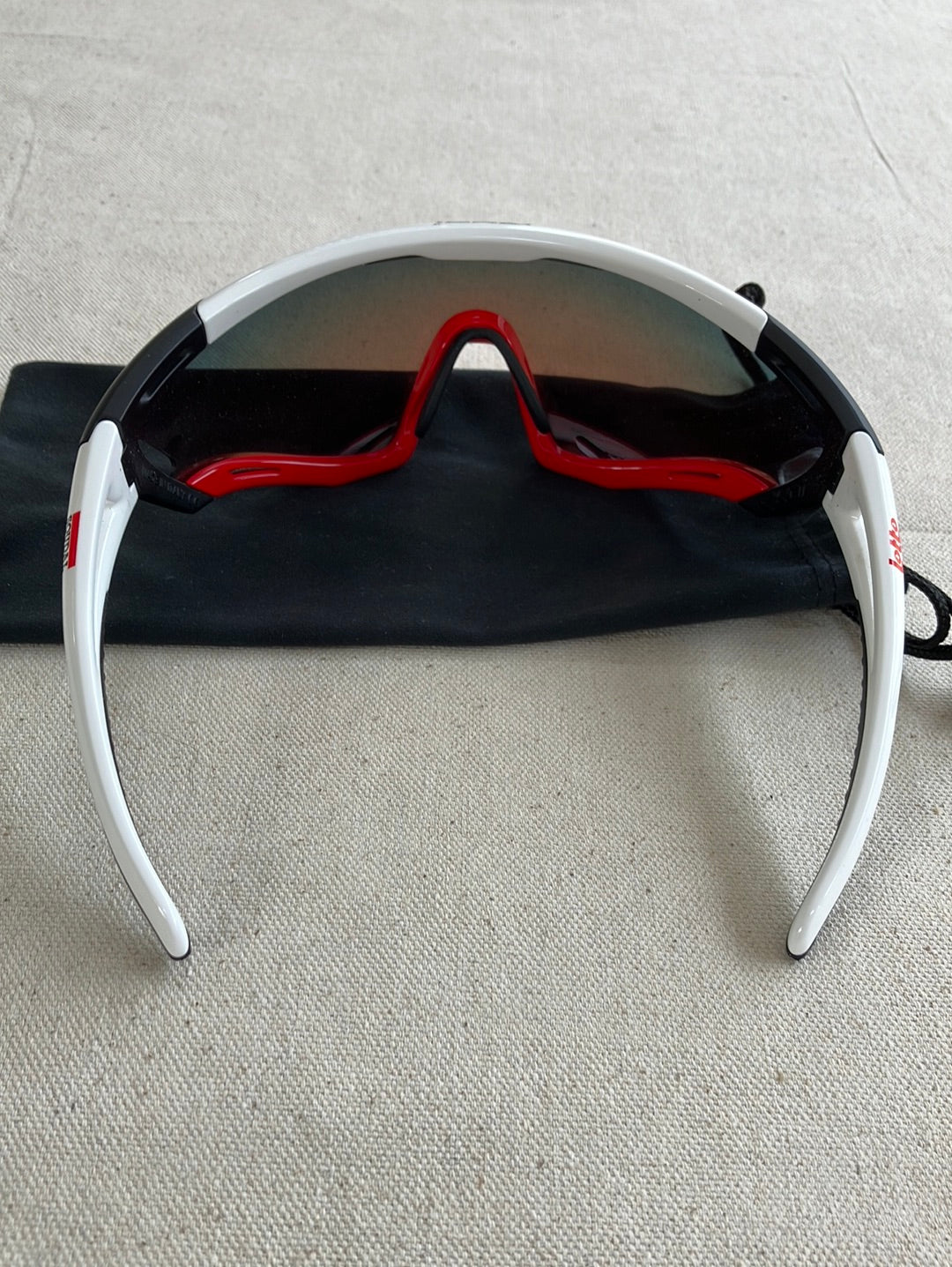 Ekoi Sunglasses | Lotto Dstny | Pro Team Cycling Kit