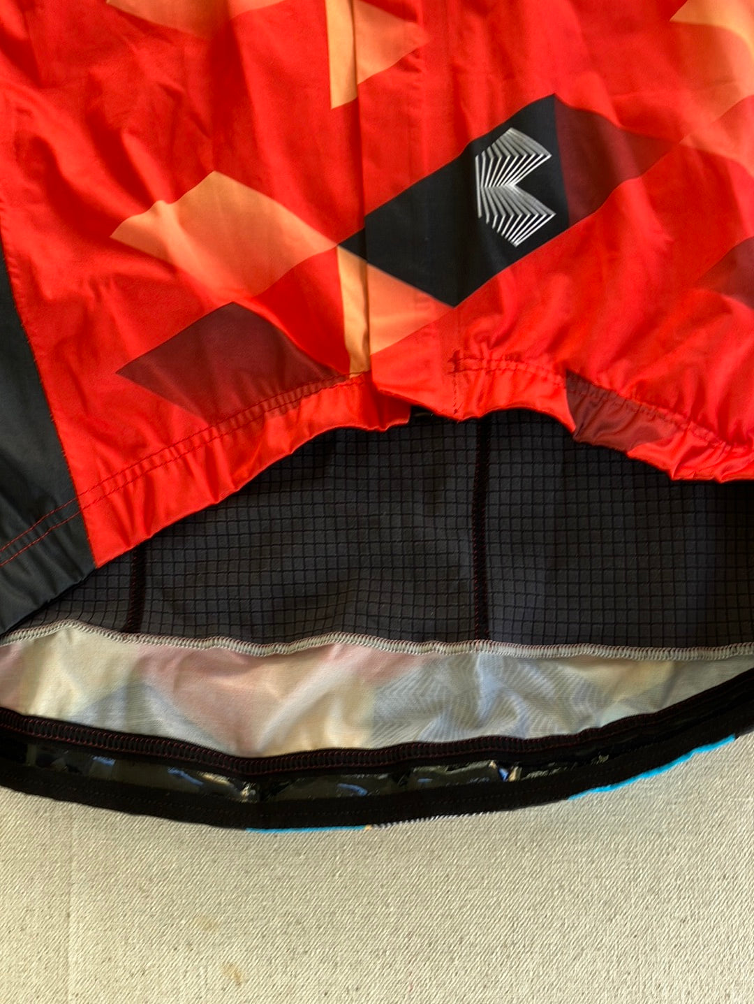 Rain Jacket | Ale | Team Bahrain Victorious | Pro Cycling Kit