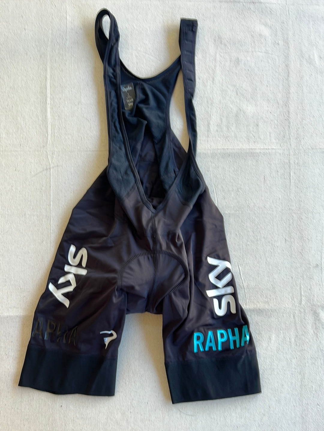 Aero Bib Shorts Pro Team | Rapha | Team Sky | Pro Cycling Kit