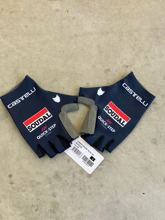 Soudal / Deceuninck Quick-Step | Castelli Competizione Unpadded Cycling Gloves | Navy | Pro-Issued Team Kit