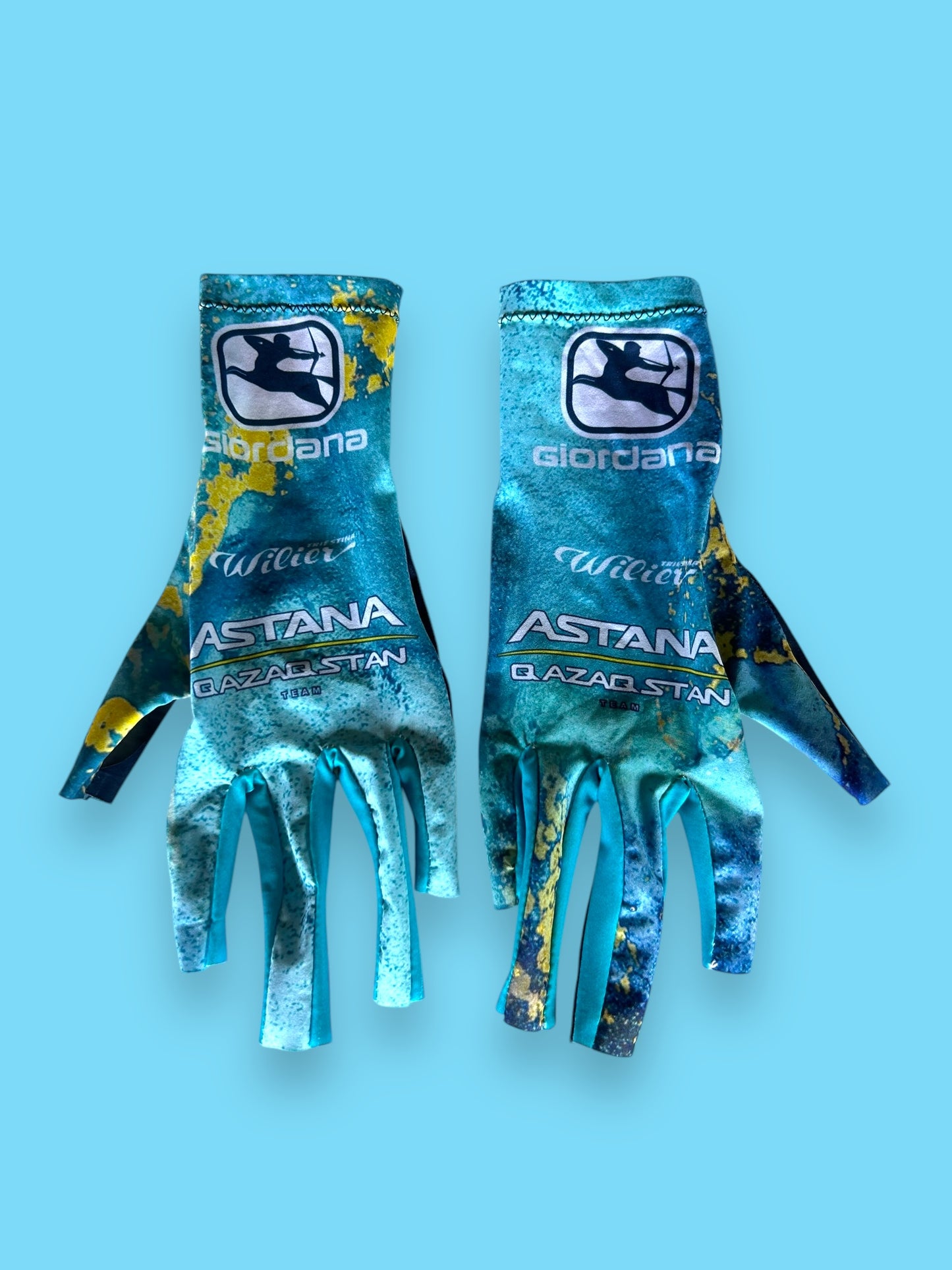 Chrono Pro Aero Gloves - Tour de France Edition | Giordana | Astana | Pro Team Cycling Kit