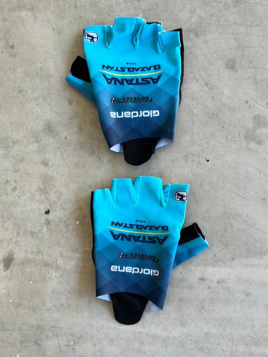 FRC Cycling Gloves / Padded Mitts | Giordana | Astana Qazaqstan | Pro-Issued Cycling Kit