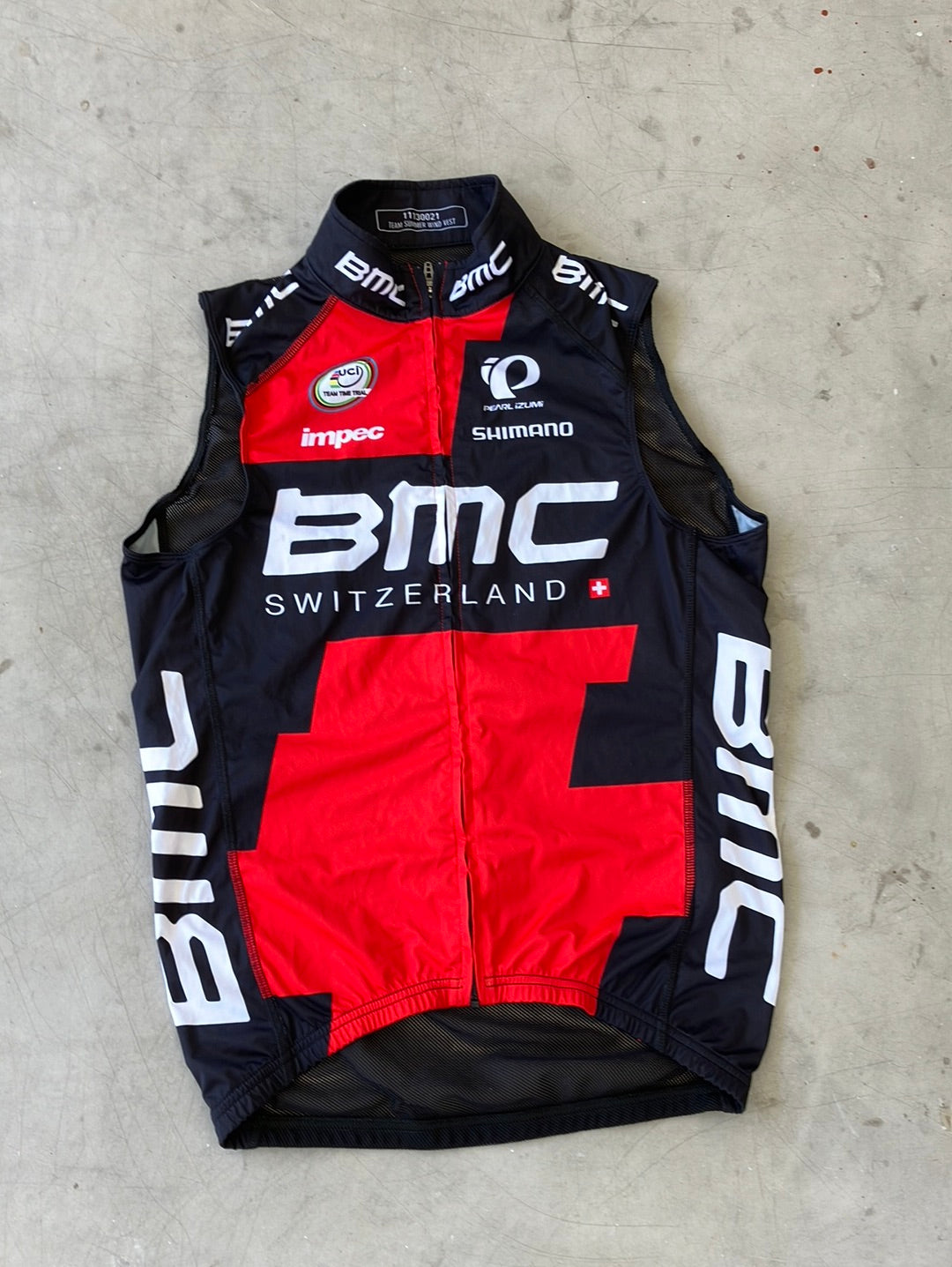 Wind Vest Gilet Winter Packable | Assos | BMC Tag Heuer | Pro Cycling Kit