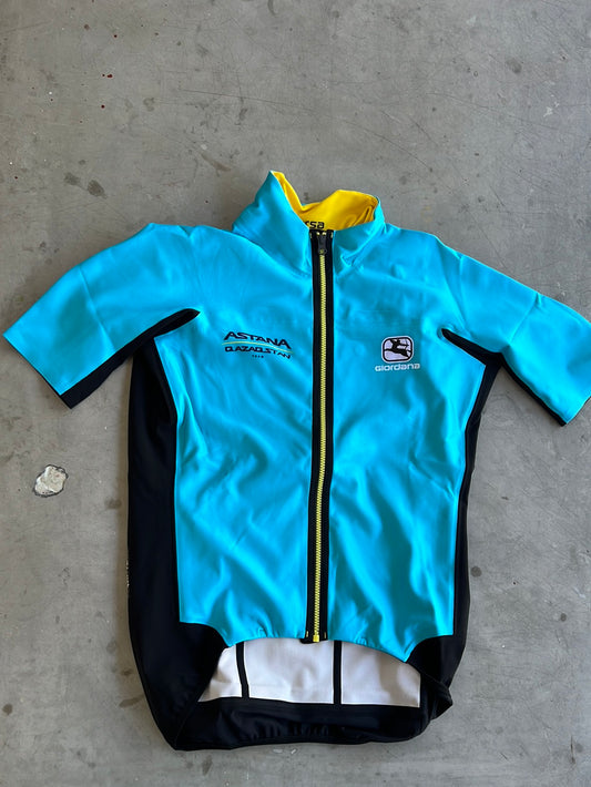 'AV Versa' Jacket Short Sleeve Gabba | Giordana | Astana Qazaqstan | Pro-Issued Cycling Kit