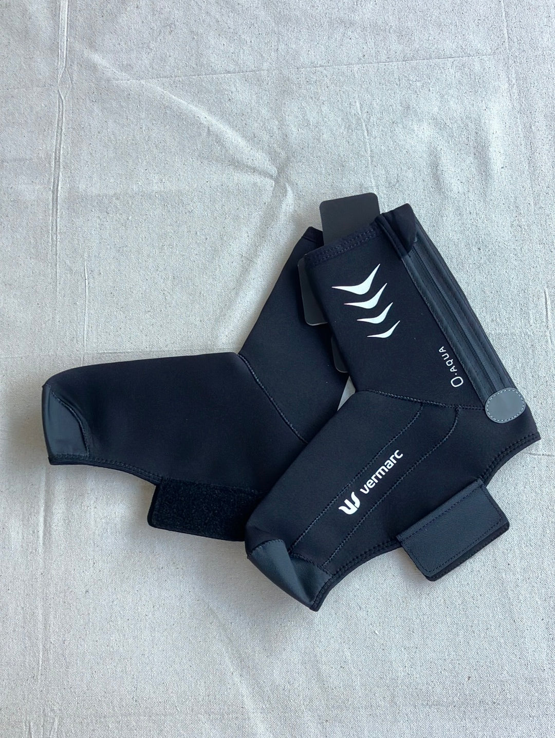 Neoprene Overshoes / Shoe Covers | Vermarc | Bingoal WB Pro Team | Pro Cycling Kit