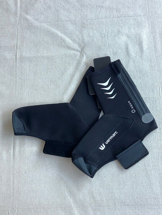 Neoprene Overshoes / Shoe Covers | Vermarc | Bingoal WB Pro Team | Pro Cycling Kit