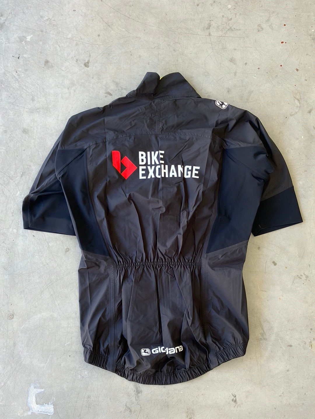 Light Rain Jacket Monsoon Short Sleeve Winter | Giordana | Bianchi Bike Exchange | Pro Cycling Kit