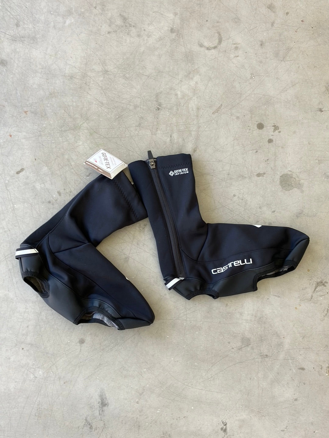 Gore-Tex rain overshoes Booties Waterproof  Winter |Castelli| Blue | Quick-Step Alpha Vinyl / Soudal  | Pro Cycling Kit