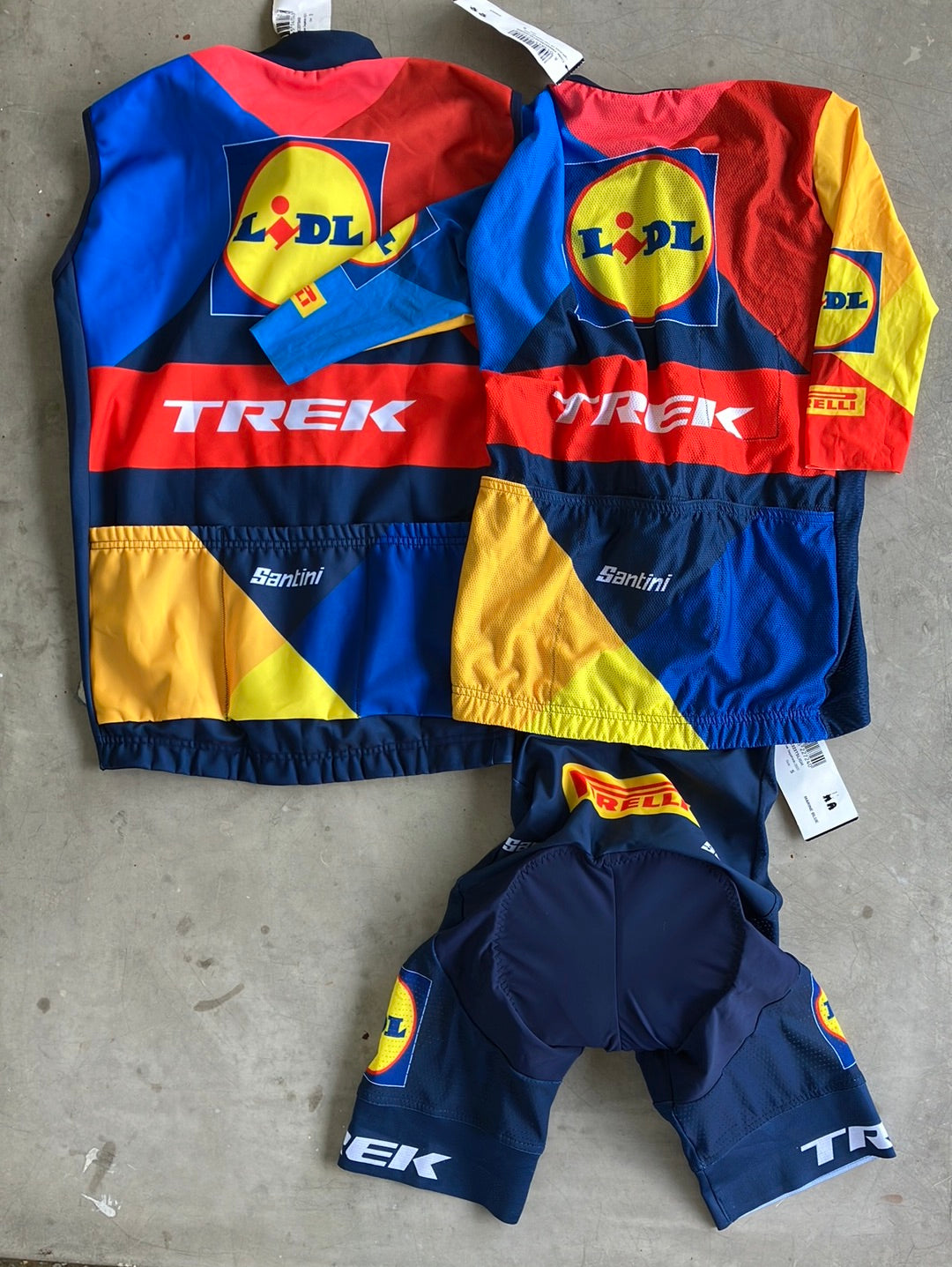 Lidl Trek | Santini  Bundle - Aero Jersey, Bibs & Thermal Gilet | S | Pro-Issued Team Kit