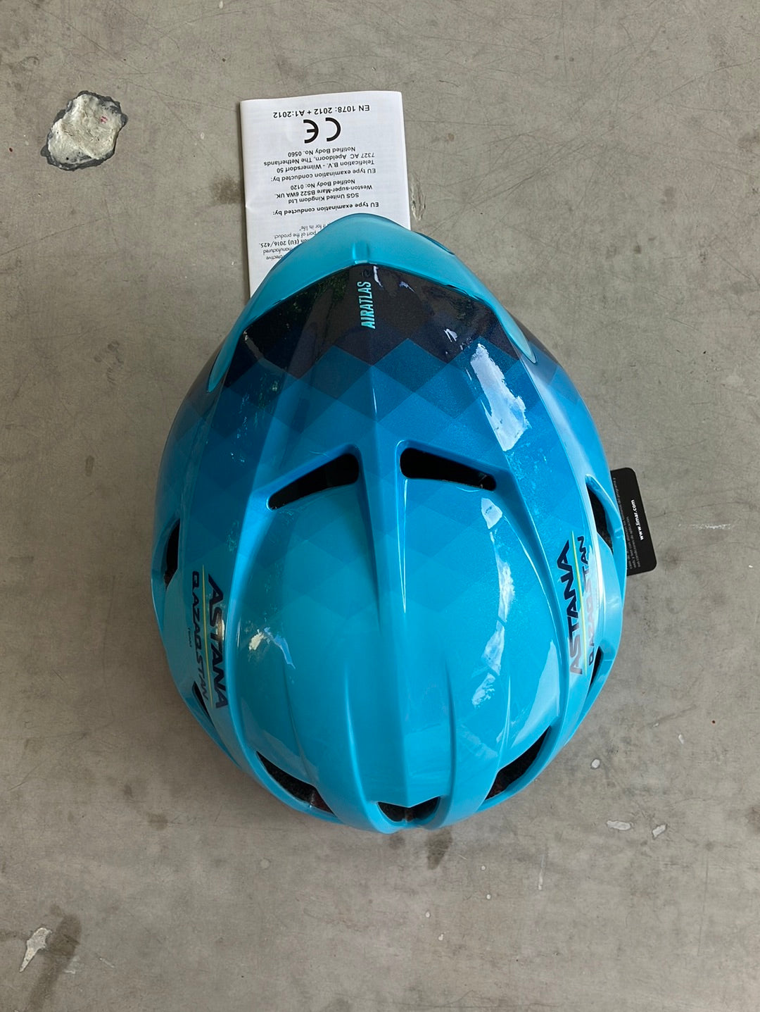 Cycling Helmet Air Atlas | Limar | Astana | Pro-Issued Cycling Kit