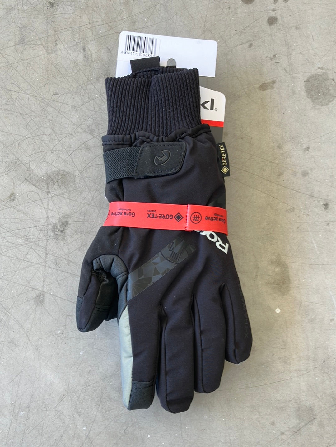 Vaduz Gloves - Thermal Deep Winter Gore-Tex Long Finger Gloves | Roeckl | Bora Hansgrohe | Pro-Issued Cycling Kit