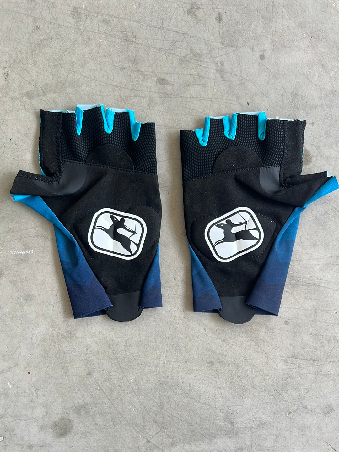 Cycling Gloves Aero Chrono Pro Padded | Giordana |  Astana | Pro Cycling Kit