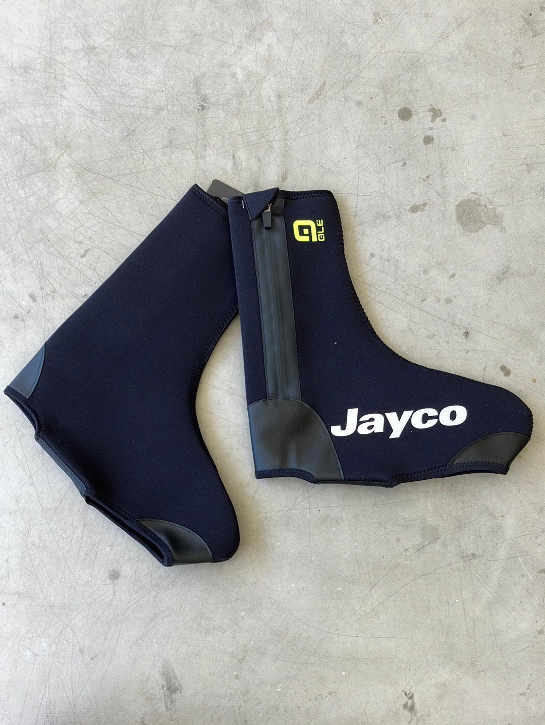 Neoprene Shoe Covers / Neoprene Booties | Ale | Jayco Alula Men's | Pro-Issued Cycling Kit