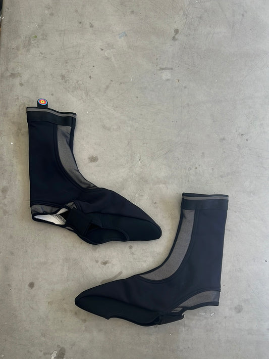 Uno-X | Bioracer Neoprene Shoe Covers | Black | Pro-Issued Team Kit