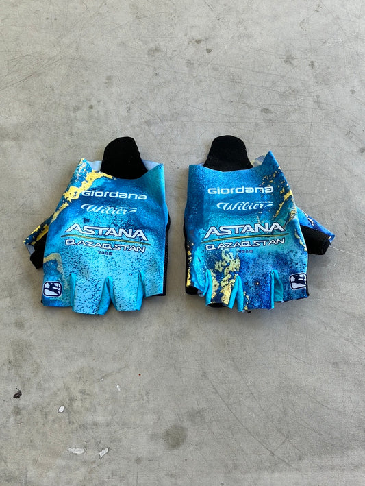 Cycling Gloves Padded Mitts FRC Thermal Tour de France Special Edition | Giordana |  Astana | Pro Cycling Kit