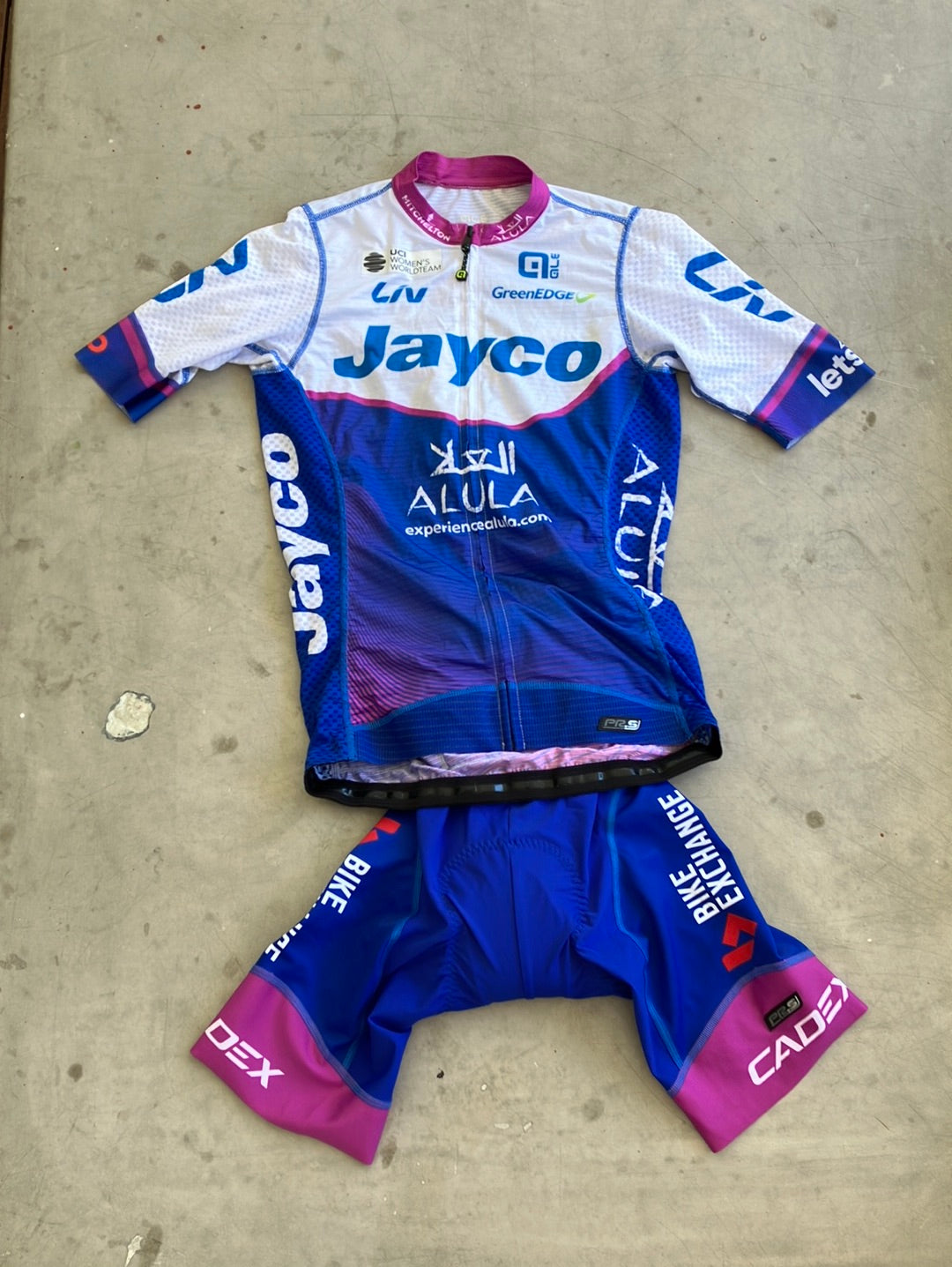 Women's Summer Aero Jersey and Bib Shorts Bundle | Ale | Jayco Alula W ...