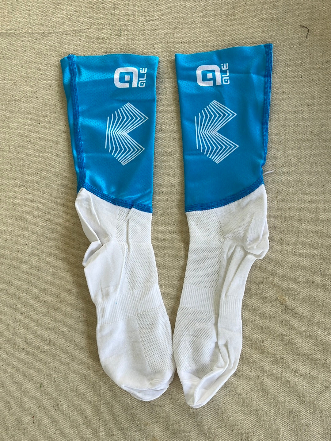 Aero Socks | Ale | Team Bahrain Victorious | Pro Cycling Kit