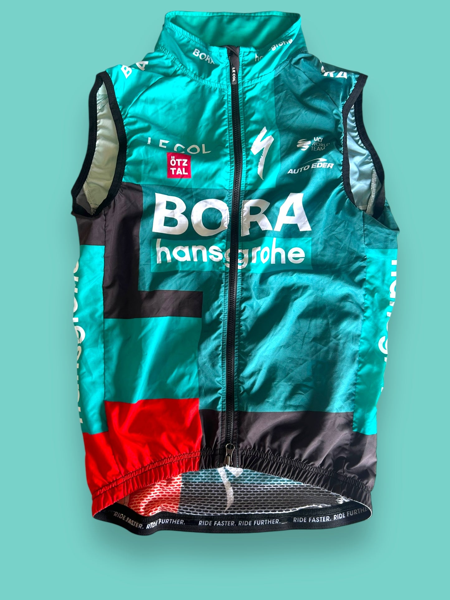 Wind Vest / Gilet | Le Col | Bora Hansgrohe | Pro Cycling Kit