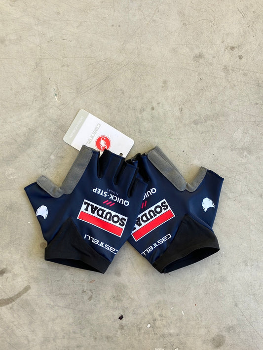 Soudal / Deceuninck Quick-Step | Castelli Competizione 2 Cycling Gloves | Navy | Pro-Issued Team Kit