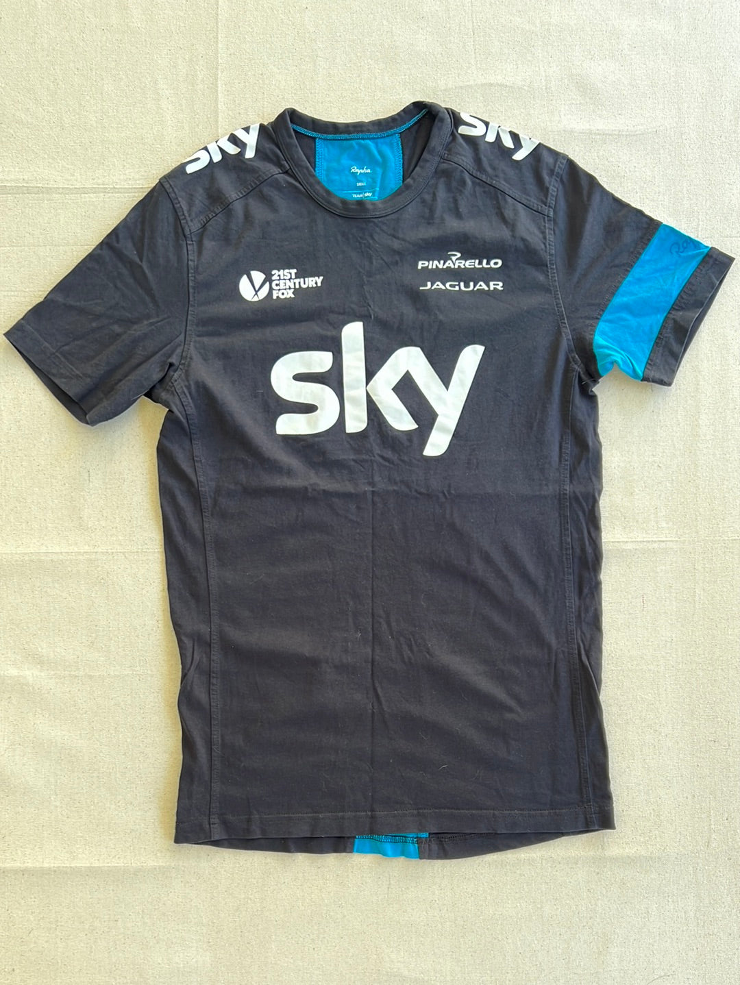 Casual T-Shirt Short Sleeve | Rapha | Team Sky | Pro Cycling Kit