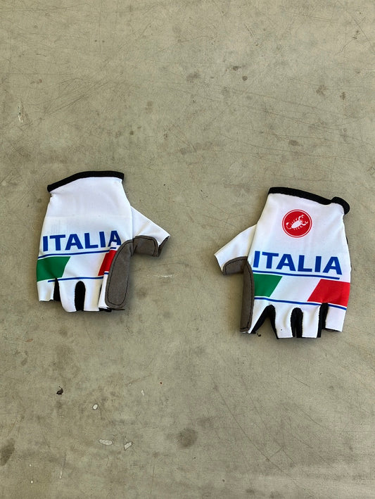 Padded Gloves Mitts | Castelli | Italia Italy National Team | Pro-Issued Cycling Kit