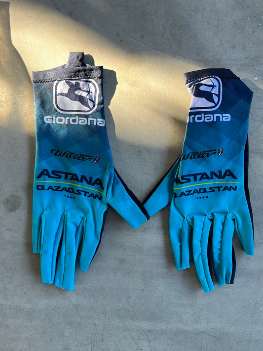 'Chrono Pro' TT Gloves / Aero Mitts  | Giordana | Astana Qazaqstan | Pro-Issued Cycling Kit