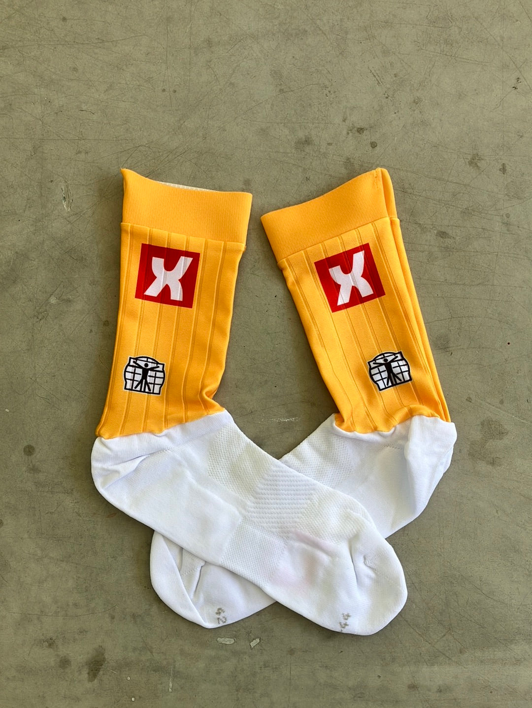 Uno-X  Aero Socks | L | Pro-Issued Team Kit Bioracer