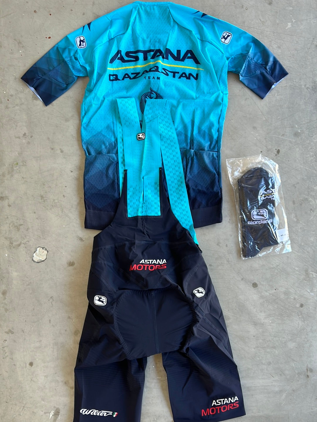 Summer Jersey, FR-C Bib Shorts & Race Socks Bundle | Giordana | Astana Qazaqstan | Pro-Issued Cycling Kit