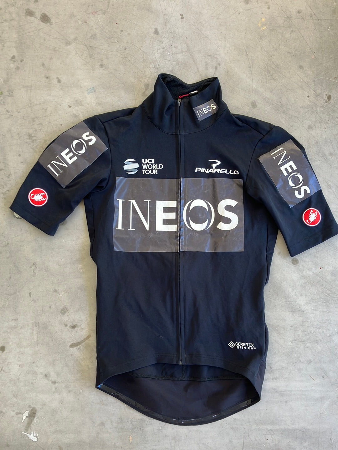 Perfetto Short Sleeve Jersey | Castelli | Ineos Grenadiers | Pro-Issued Cycling Kit