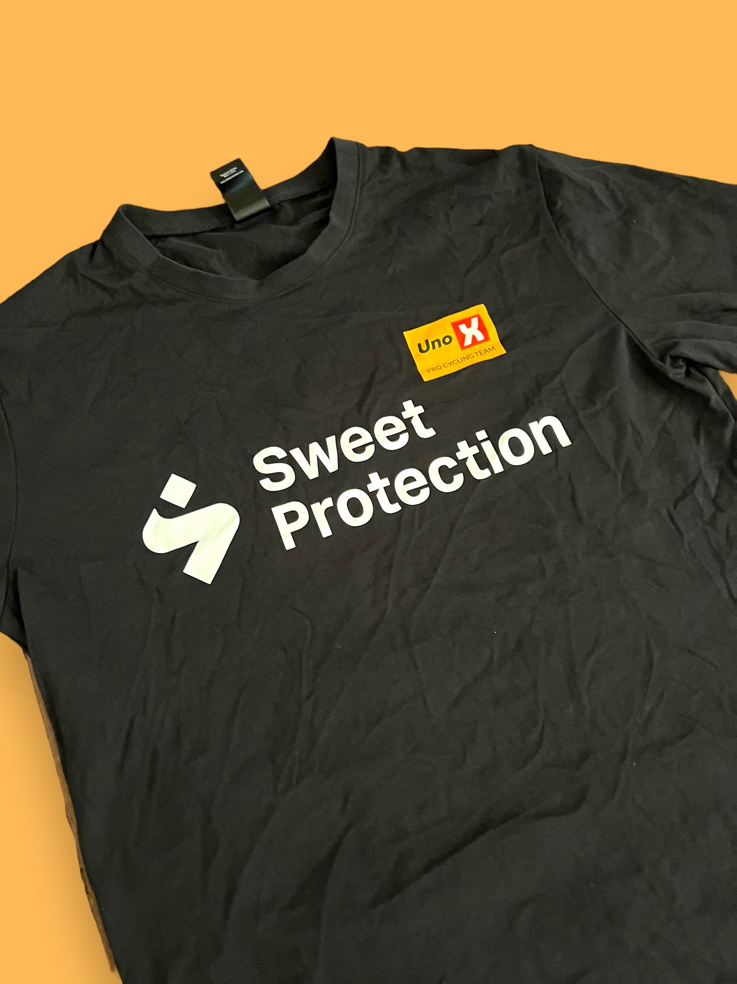 Casual T-Shirt Short Sleeve | Sweet Protection | Uno-X Pro Team | Pro Cycling Kit