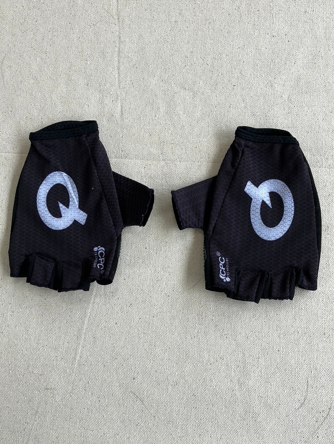 Summer Cycling Gloves | Ale | Team Bahrain Victorious | Pro Cycling Kit