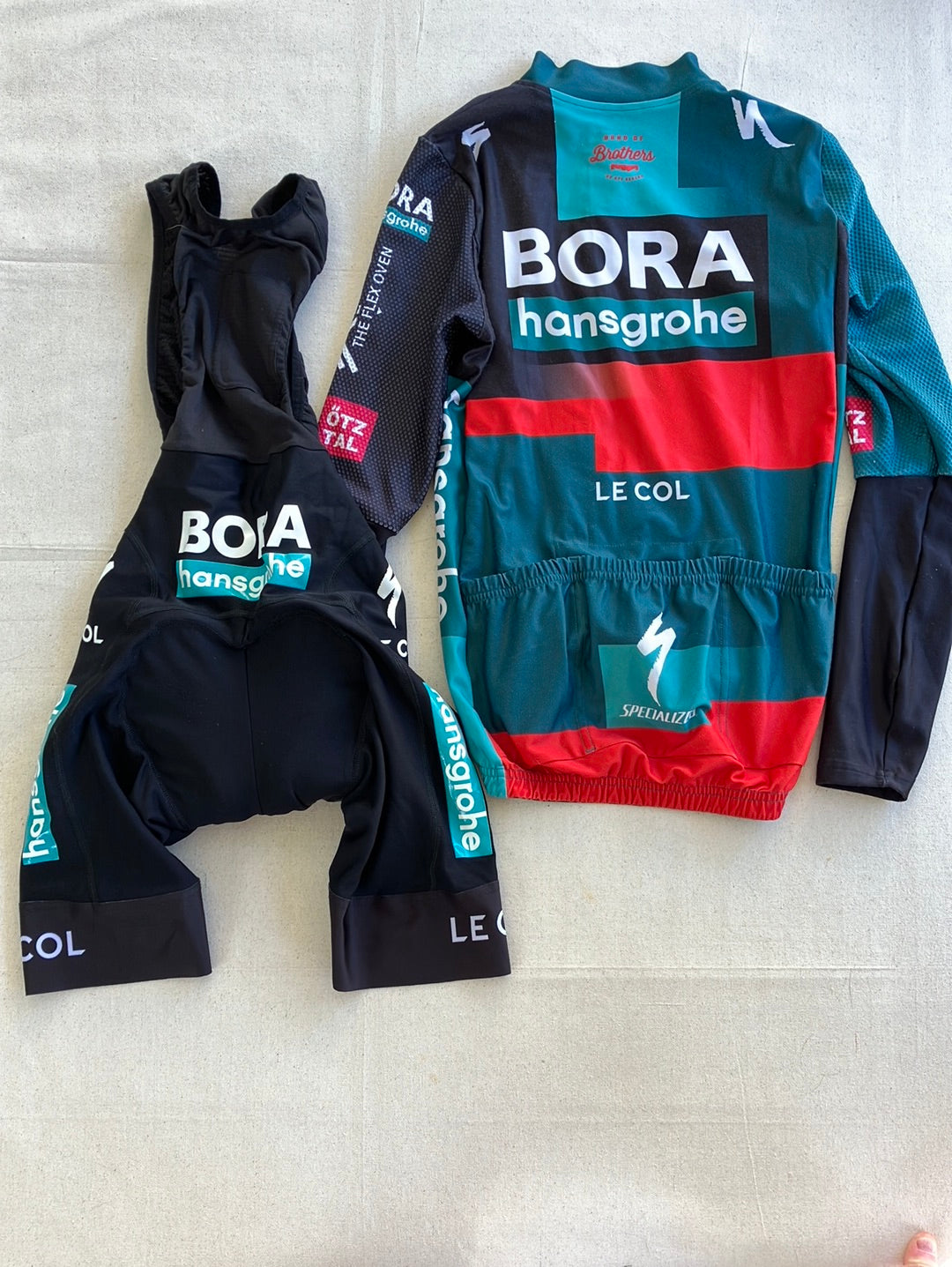 Cycling Clothing Bundle - Winter Jersey & Thermal Bib Shorts | Le Col | Bora Hansgrohe | Pro Cycling Kit