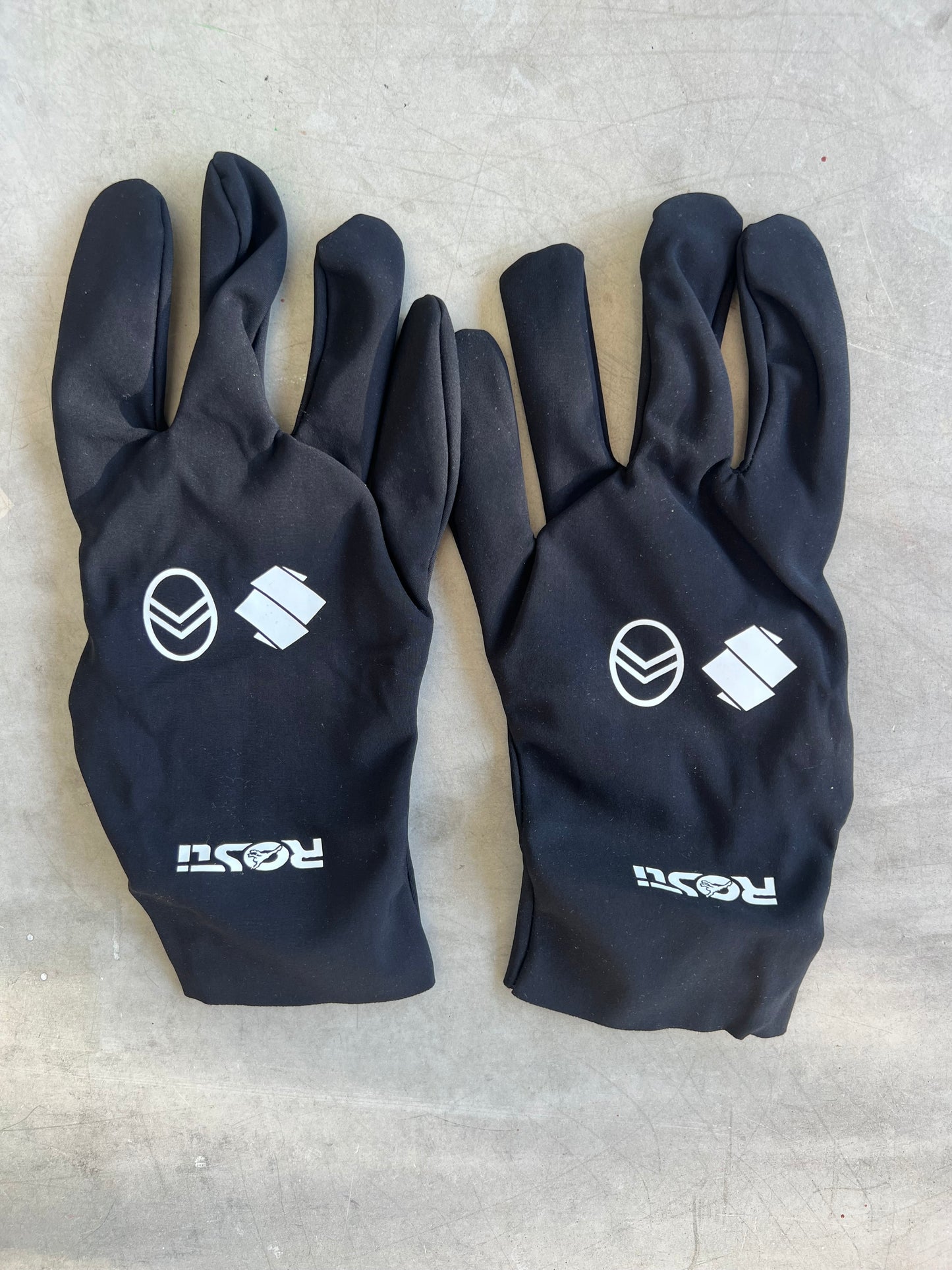 Light Winter Gloves | Rosti | AG2R Citroen | Rider-Issued Cycling Kit