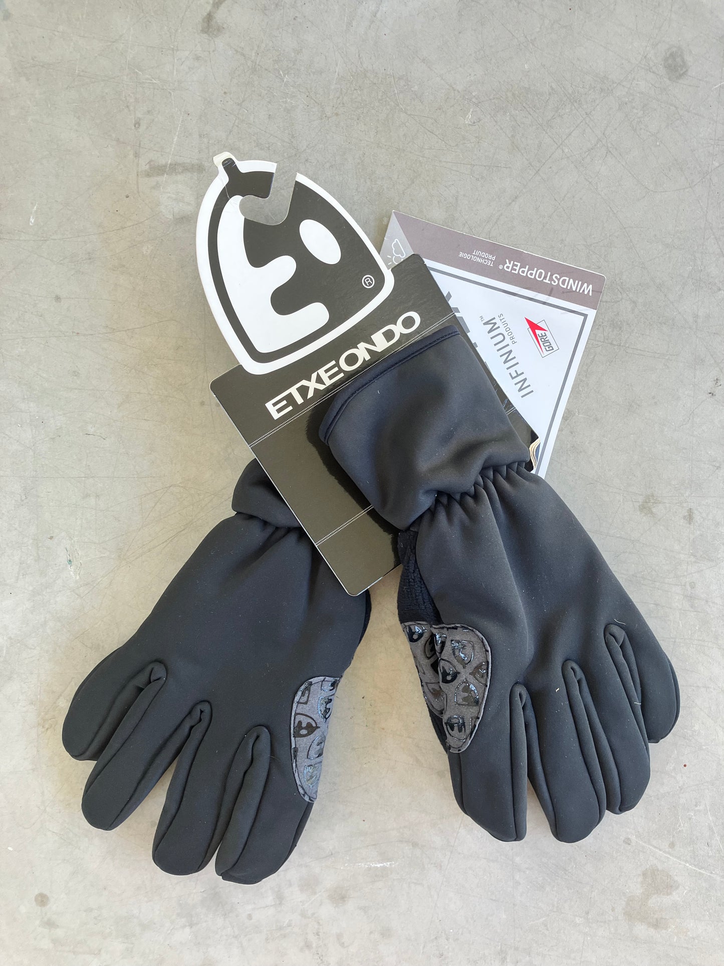 Movistar | Etxeondo Deep Winter Gloves | S | Rider-Issued Pro Team Kit