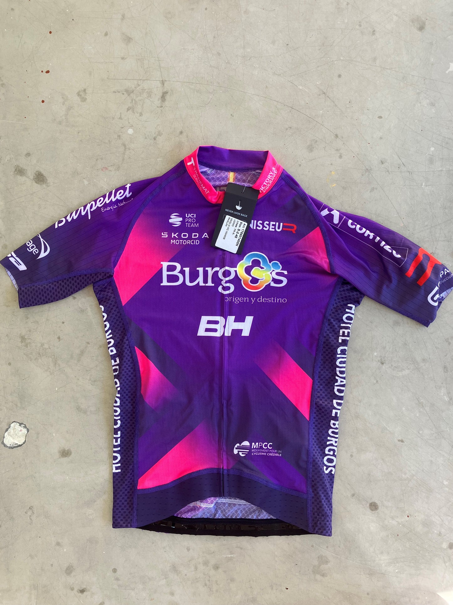 Burgos | Finisseur Short Sleeve Jersey | Purple | S | Rider-Issued Pro Team Kit