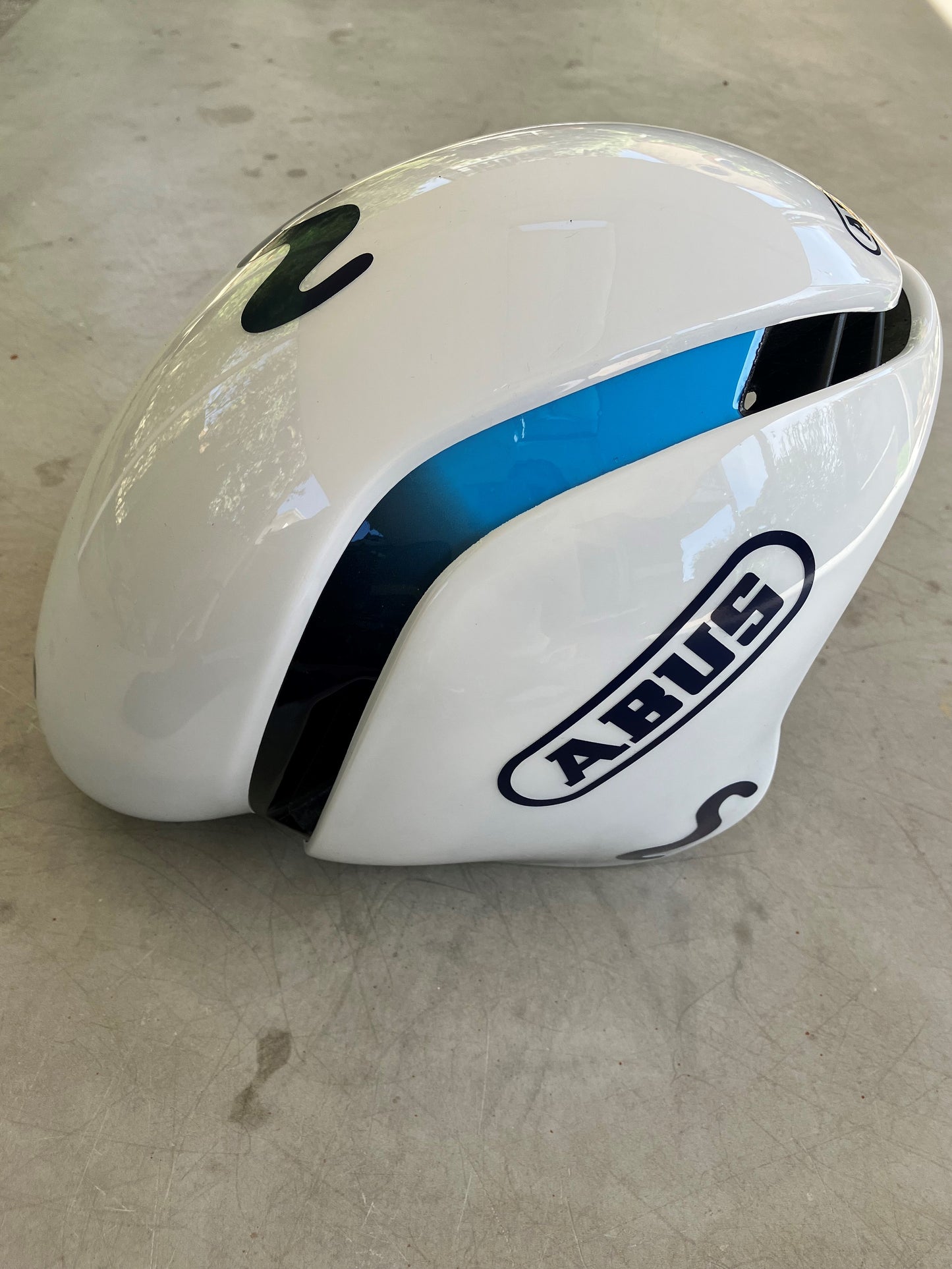 Movistar | Abus TT Aero Helmet | White | Rider-Issued Pro Team Kit