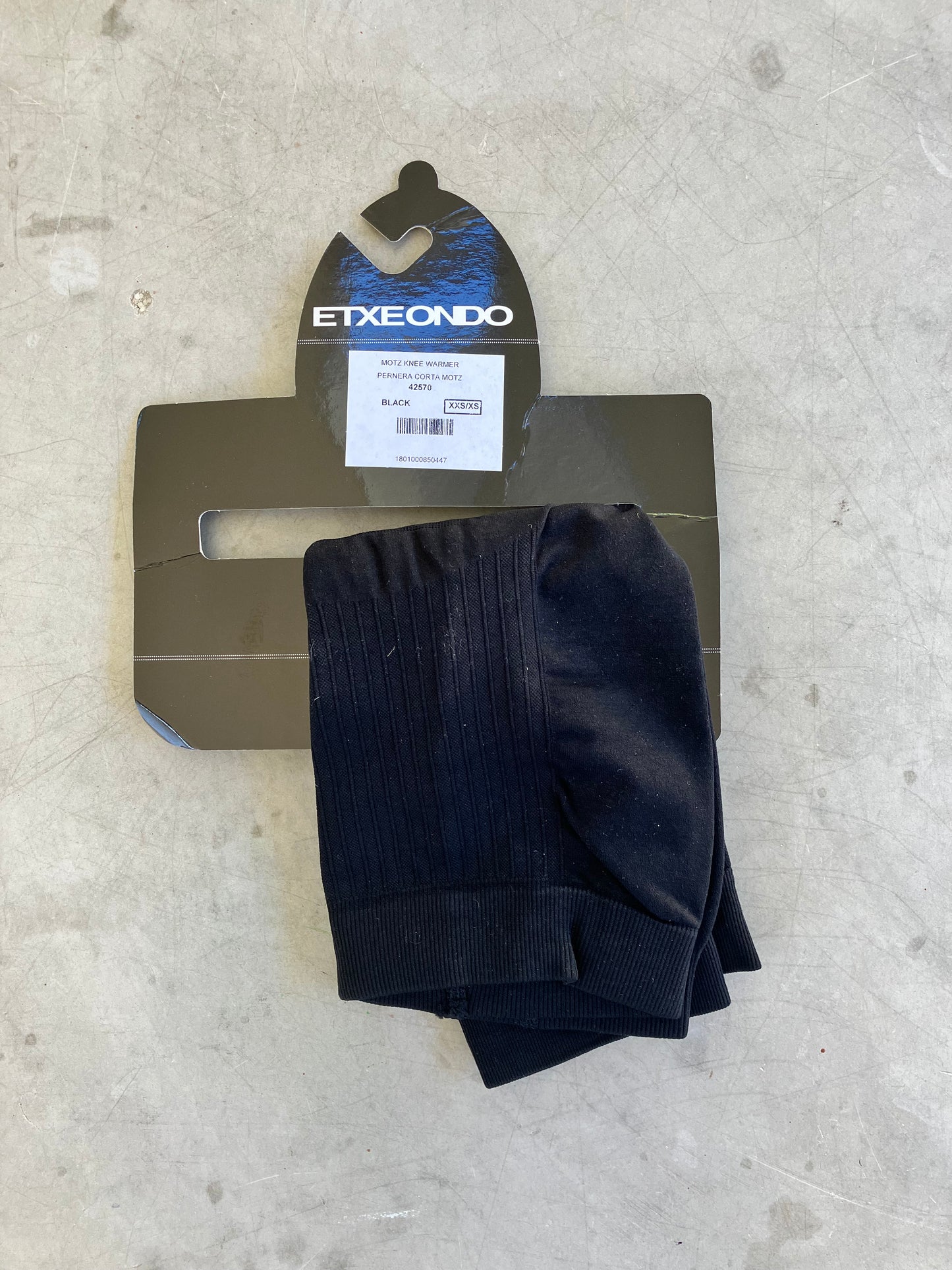 Movistar | Etxeondo Stretchy Leg Warmers | Black | Rider-Issued Pro Team Kit