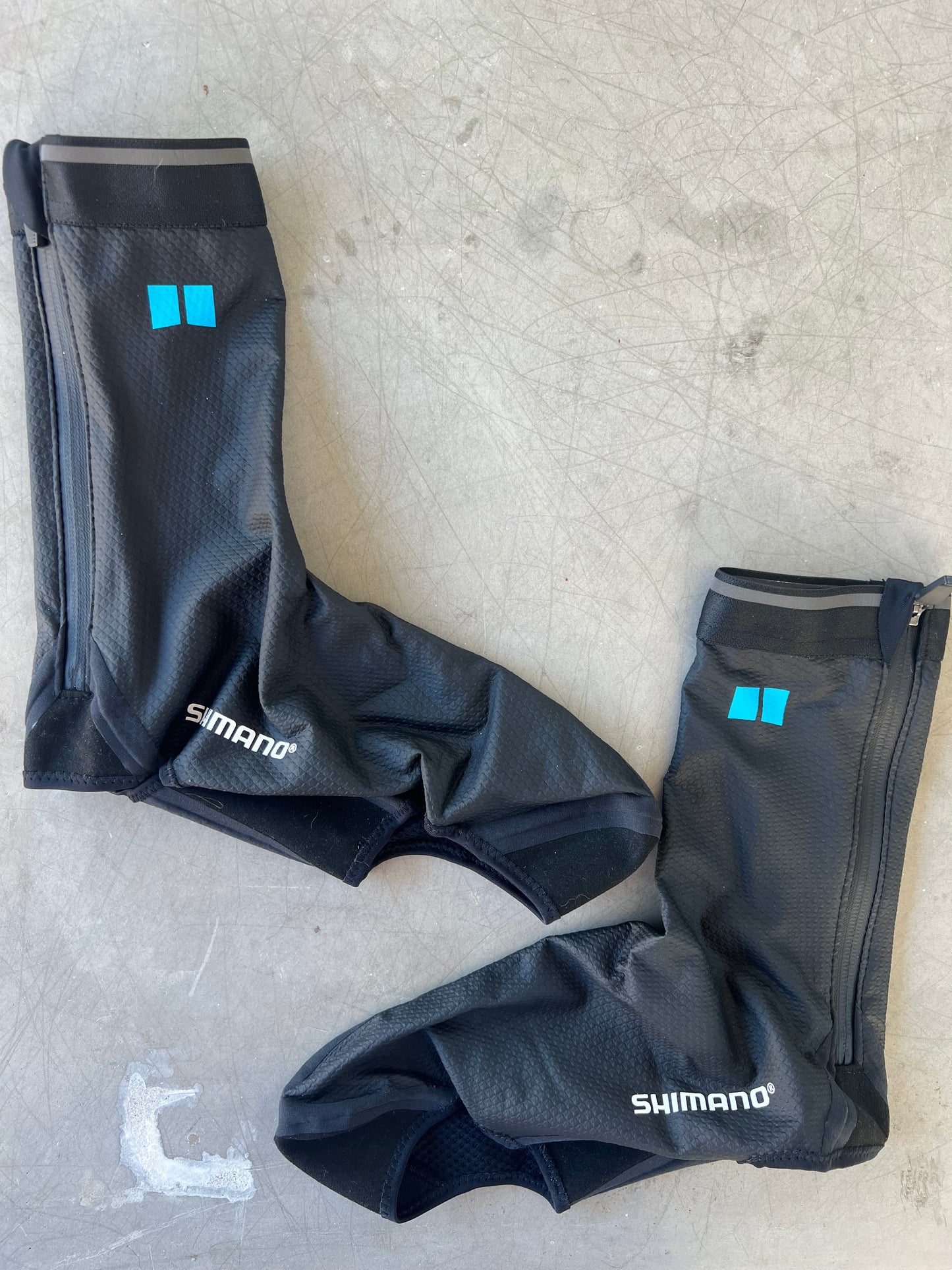 DSM | Shimano Rain Shoe Covers / Over Shoes | Black | XL | Rider-Issued Pro Team Kit